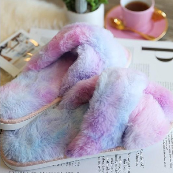 GET COZY FLUFFY TIE DYE SLIPPERS-PURPLE - Picture 3 of 7